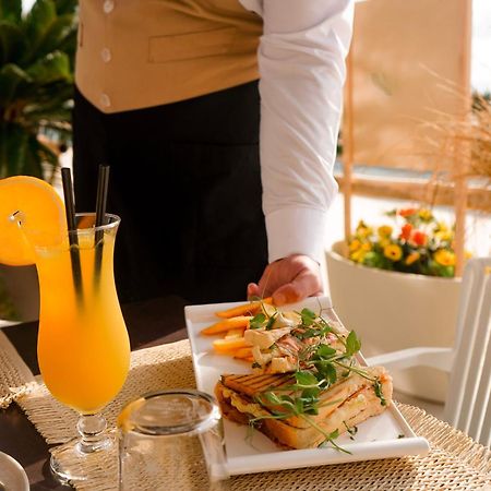 Hotel Saly Durres Ngoại thất bức ảnh