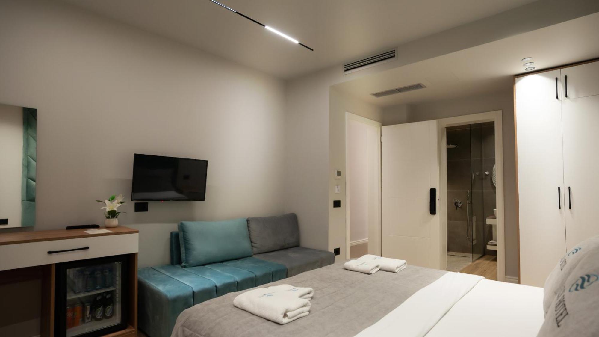 Hotel Saly Durres Ngoại thất bức ảnh