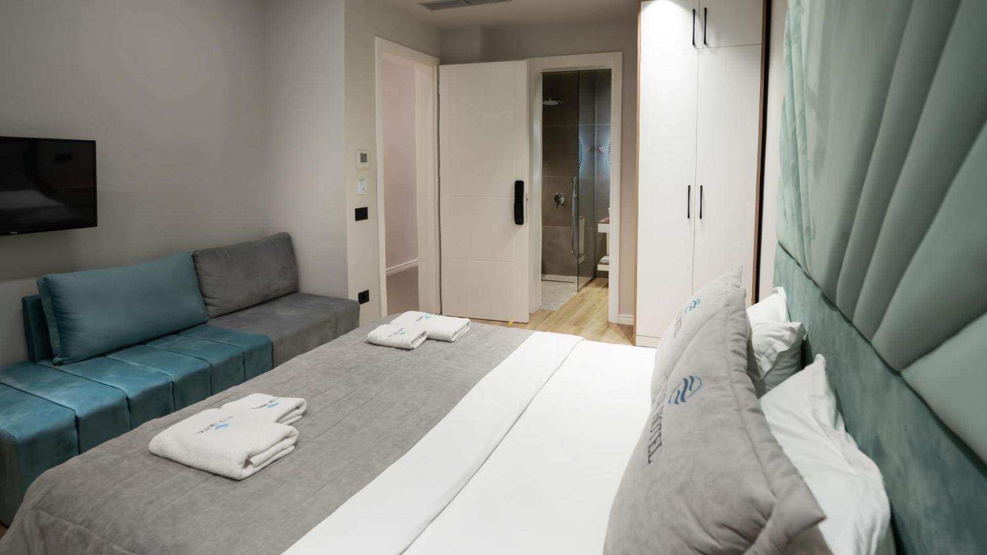 Hotel Saly Durres Ngoại thất bức ảnh