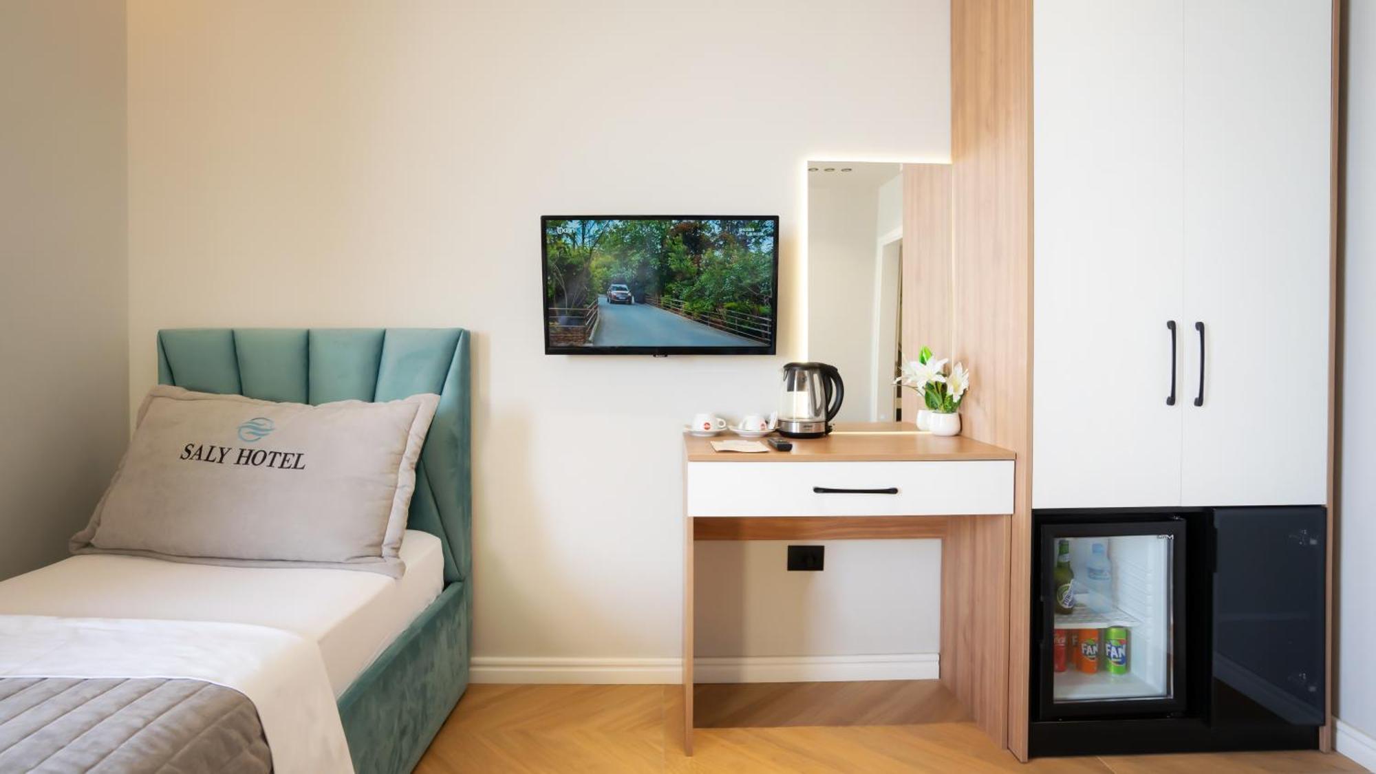 Hotel Saly Durres Ngoại thất bức ảnh