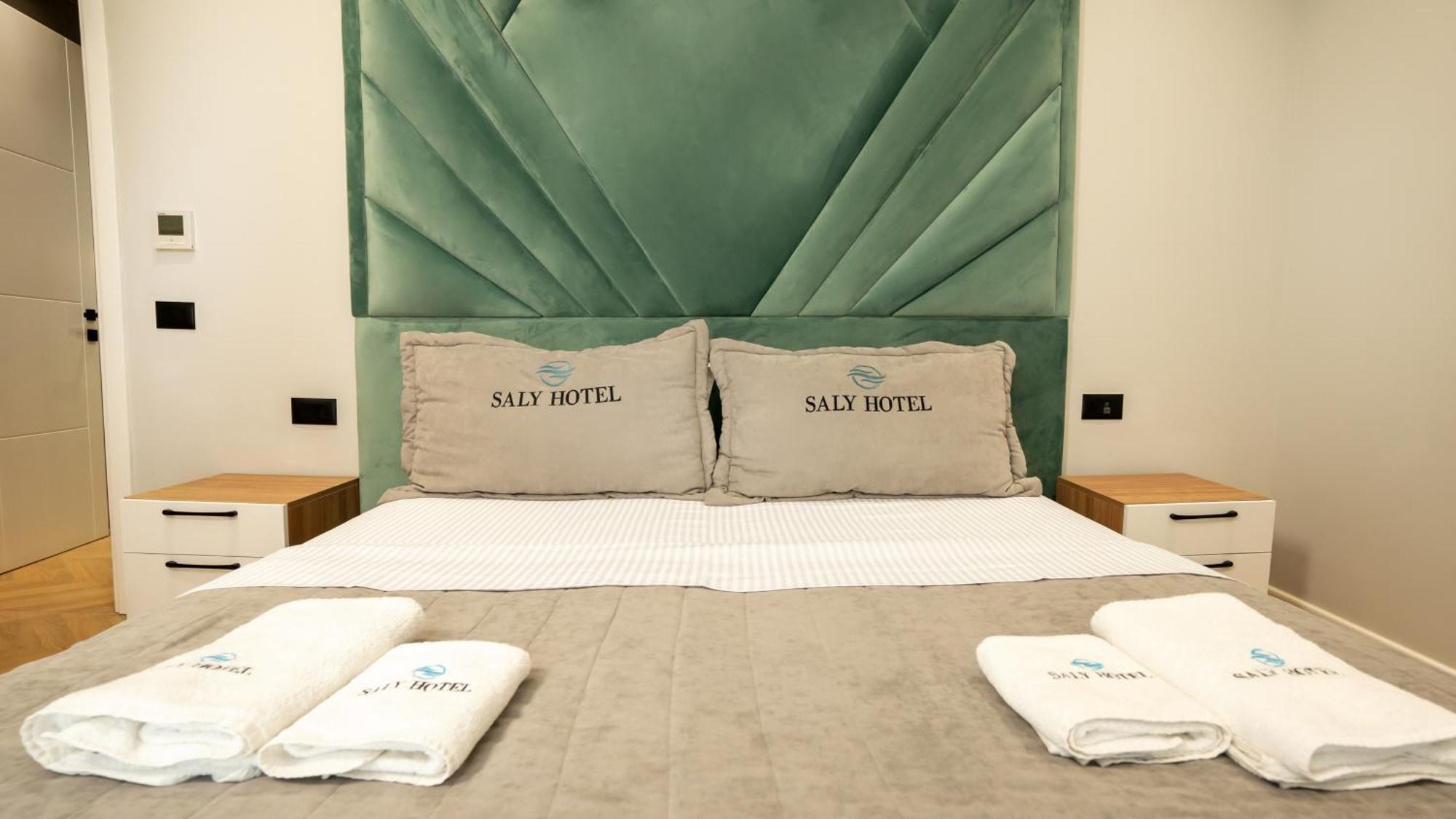 Hotel Saly Durres Ngoại thất bức ảnh