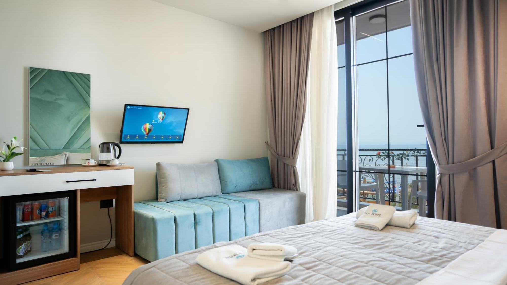 Hotel Saly Durres Ngoại thất bức ảnh