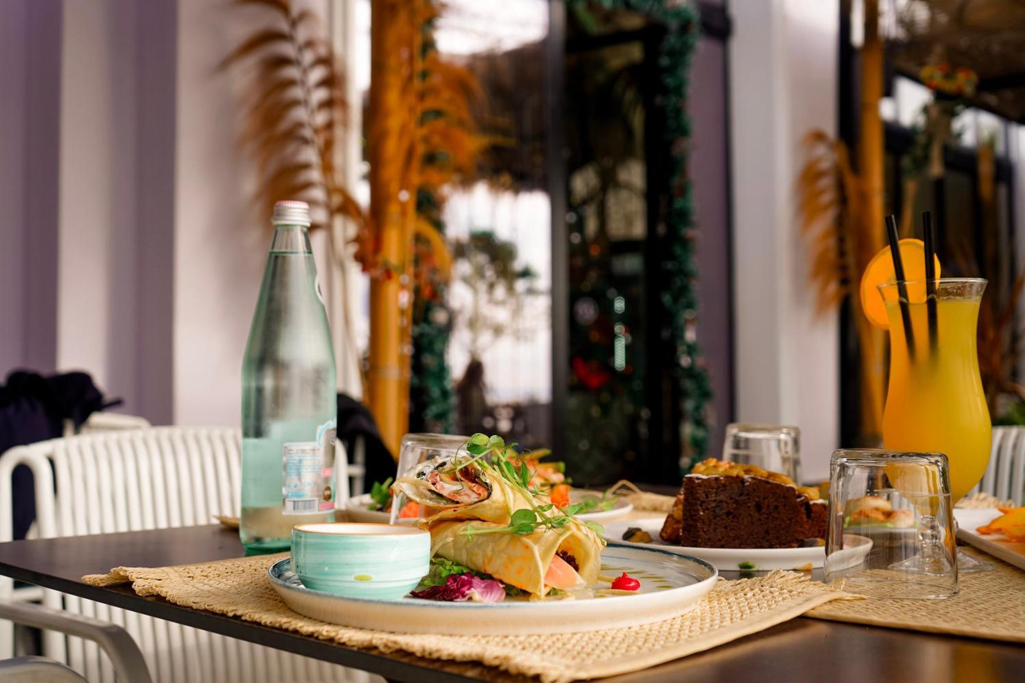 Hotel Saly Durres Ngoại thất bức ảnh